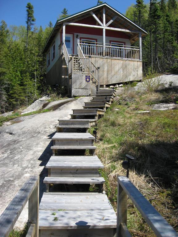 Chalet De La Montagne Villa Tadoussac Exterior photo