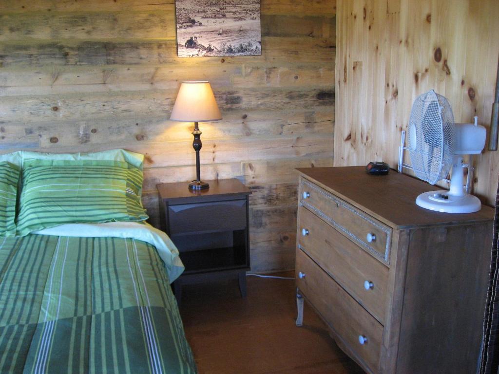 Chalet De La Montagne Villa Tadoussac Room photo